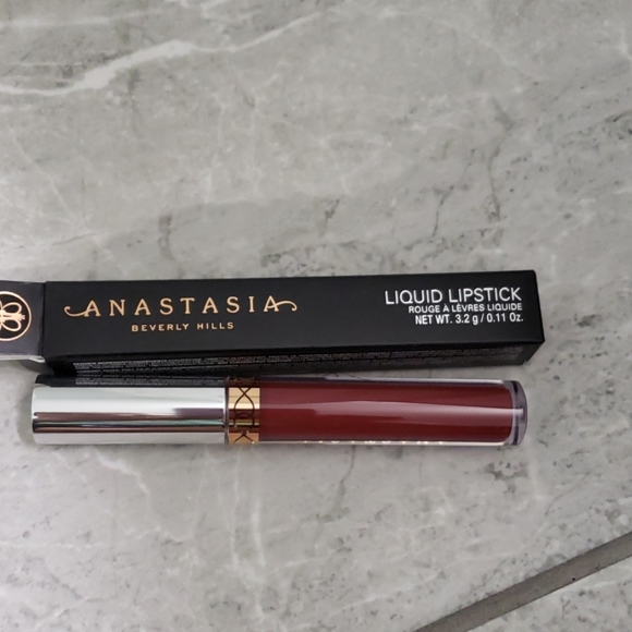 More Makeup Examples - Picture 4 of 8